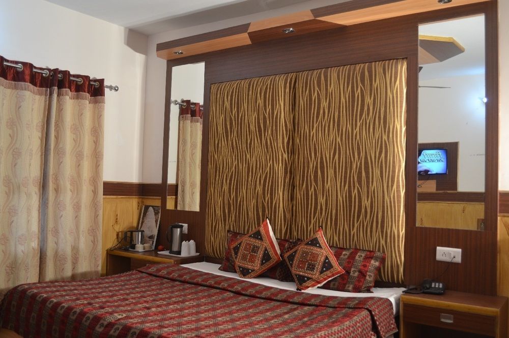 Hilltone Resorts & Spa Manāli Exterior foto